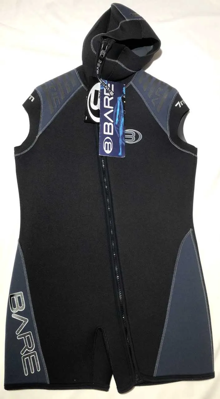 Bare  Ladies 7mm Arctic Hooded Vest in size 6 ( Fits more like a 2)