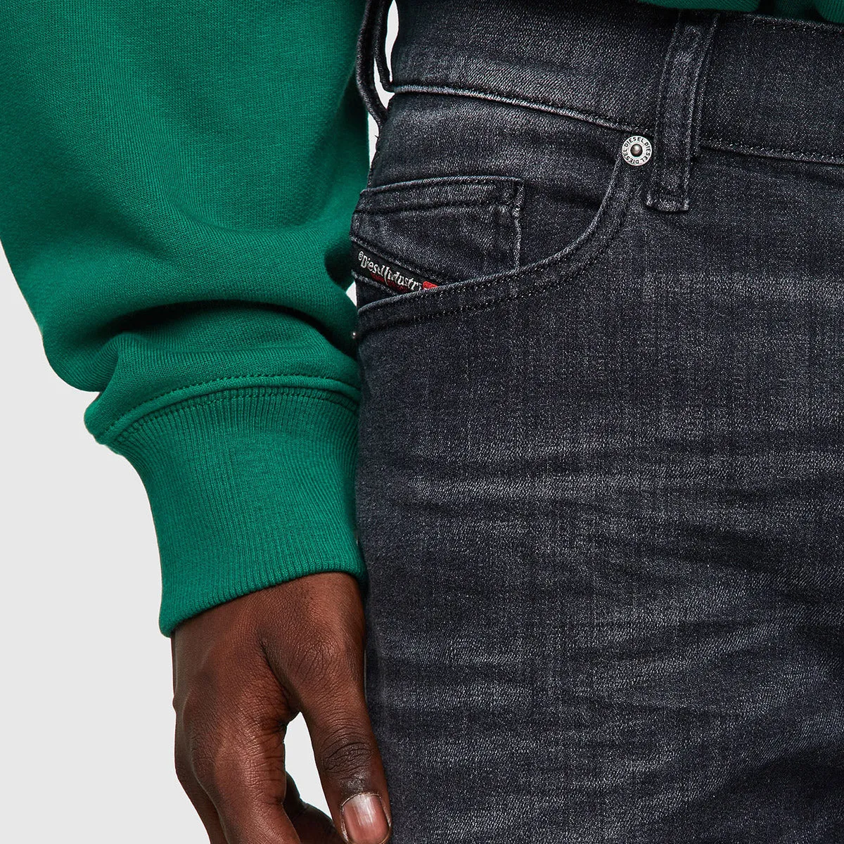 Diesel - D-Mihtry 009EN Straight Jeans in Grey