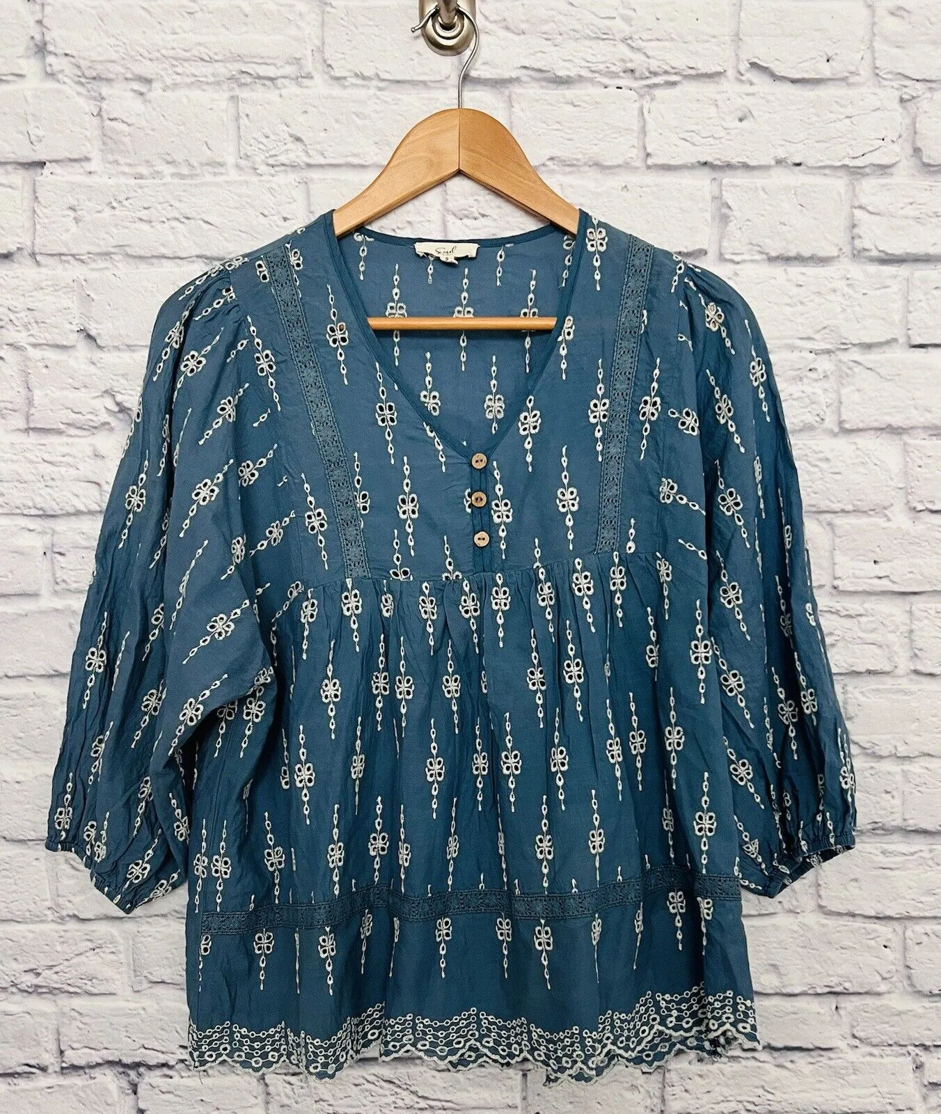 EASEL  Blue Eyelet Baby Doll Top Sz L Embroidered Balloon Elastic Sleeves Boho