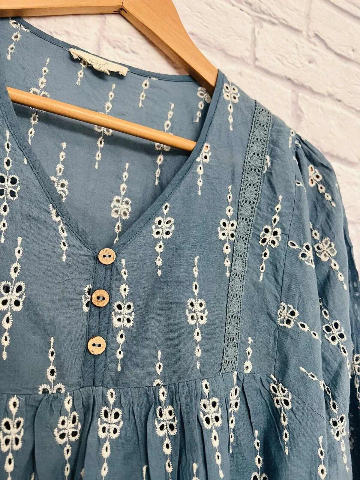 EASEL  Blue Eyelet Baby Doll Top Sz L Embroidered Balloon Elastic Sleeves Boho