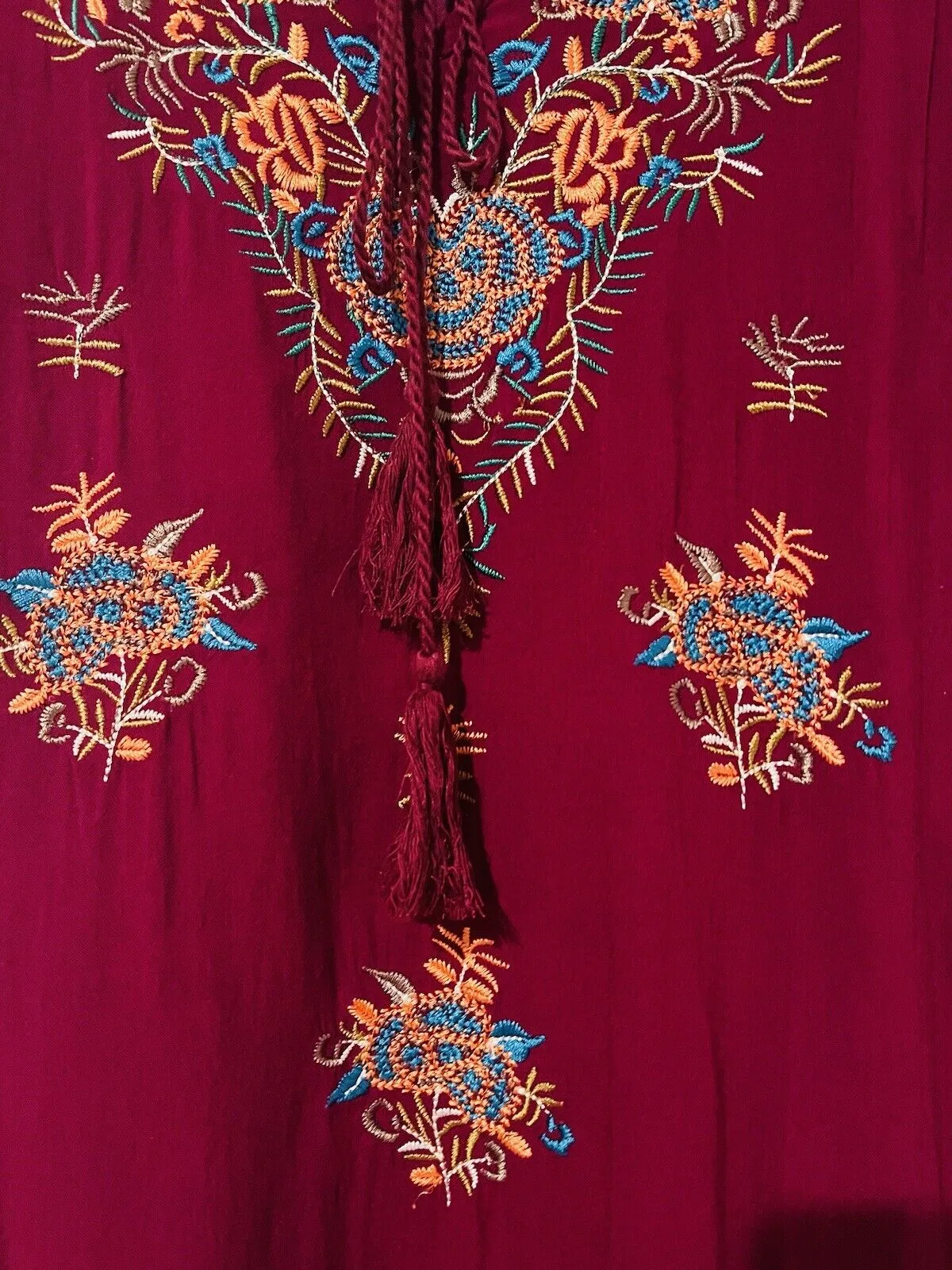 ENTRO Floral Embroidered Tunic Dress Sz S Burgundy Western Swingy Flowy Tie Neck