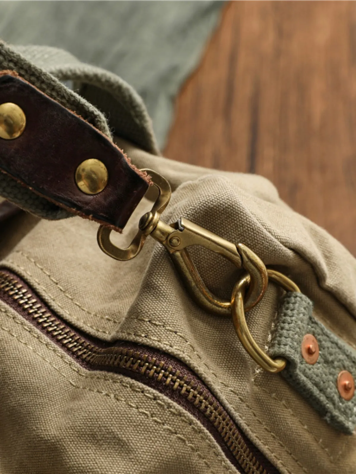 Green Canvas Military Duffle Bag Pilot Bag Canvas Military Bag Army Style Carrier Bag for Men