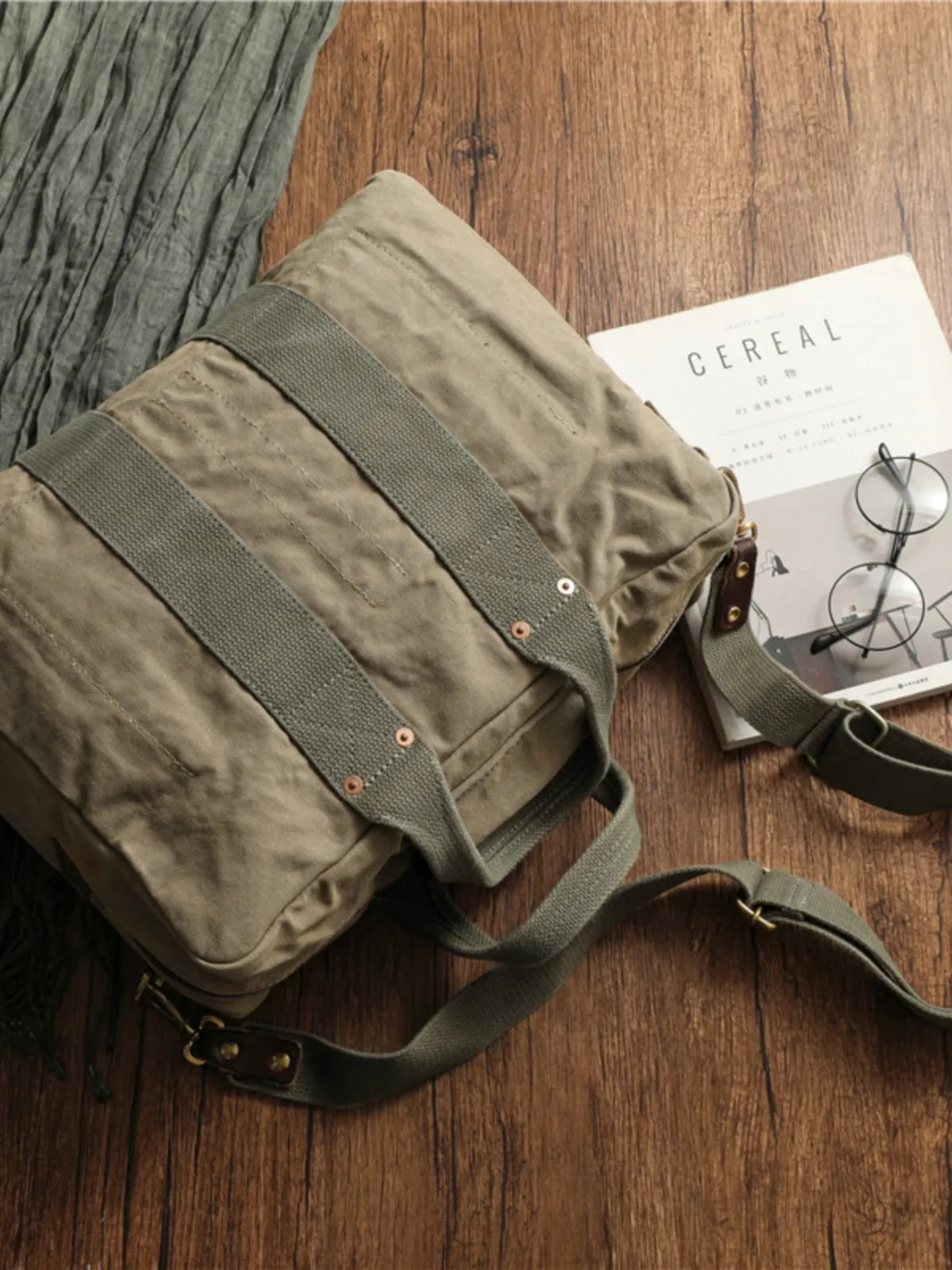 Green Canvas Military Duffle Bag Pilot Bag Canvas Military Bag Army Style Carrier Bag for Men