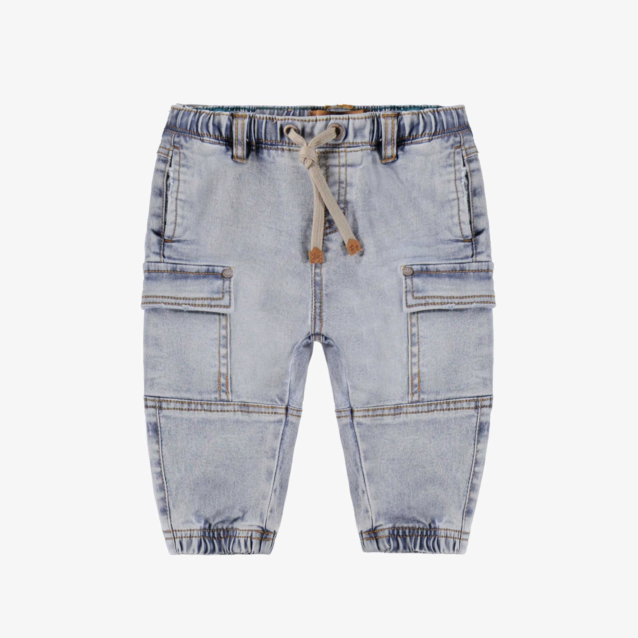 Jean bleu pâle avec poches cargo, bébé || Pale blue jeans with cargo pockets, baby