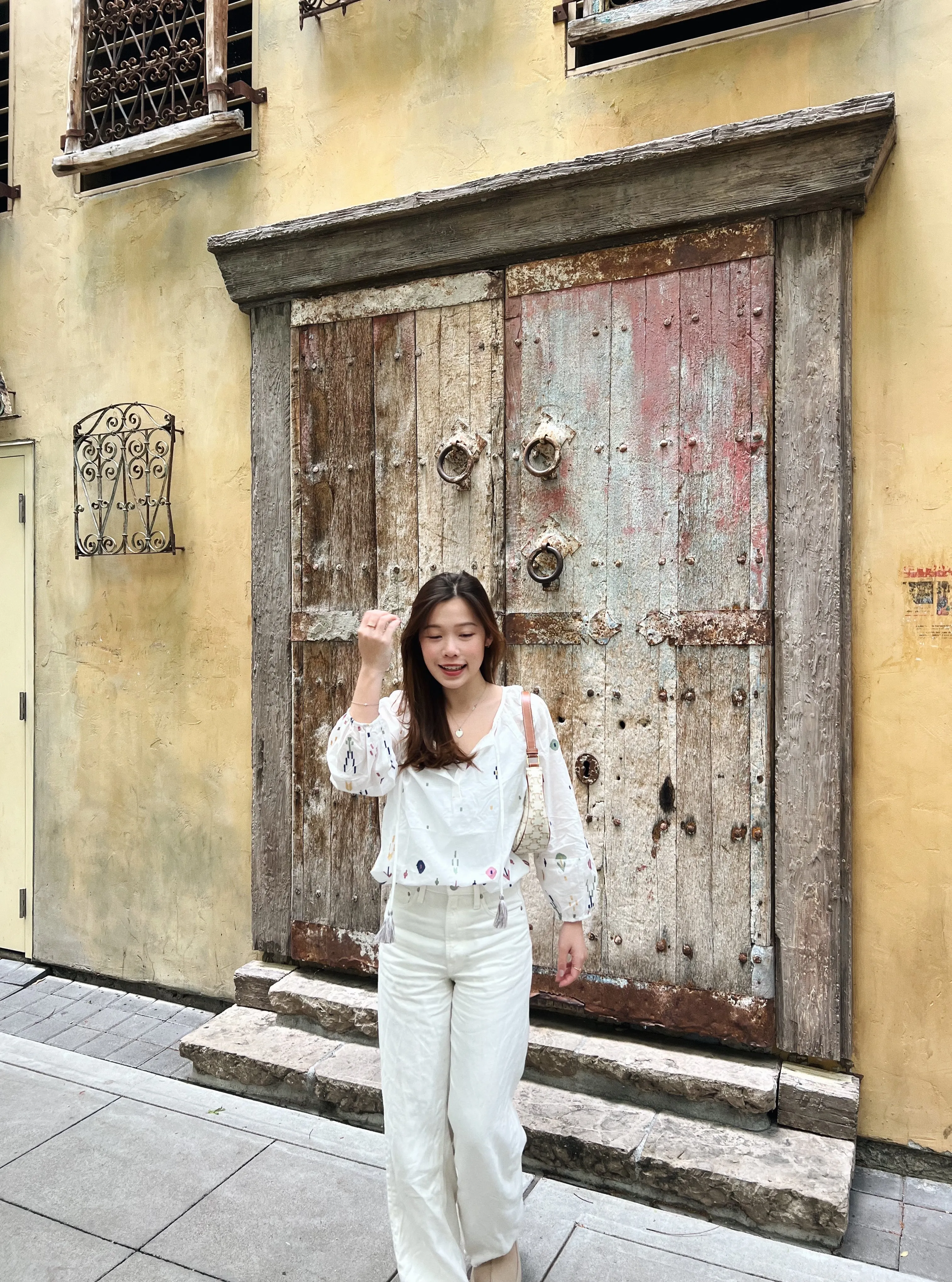 Julieta Embroidered Blouse