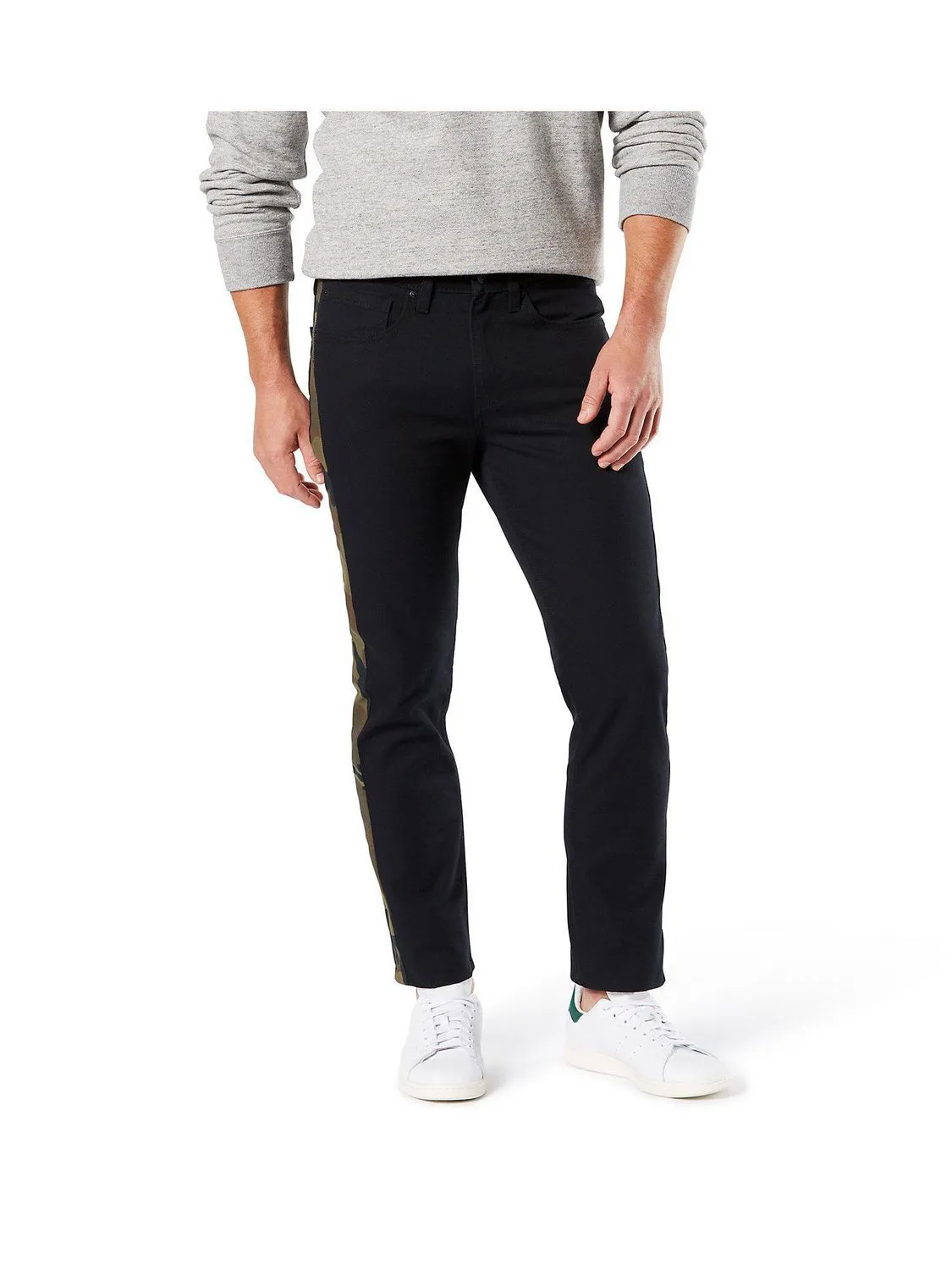 New with tags! Signature by Levi Strauss & Co.™ Men's Camo Stripe Slim, Black! Sz 34X30