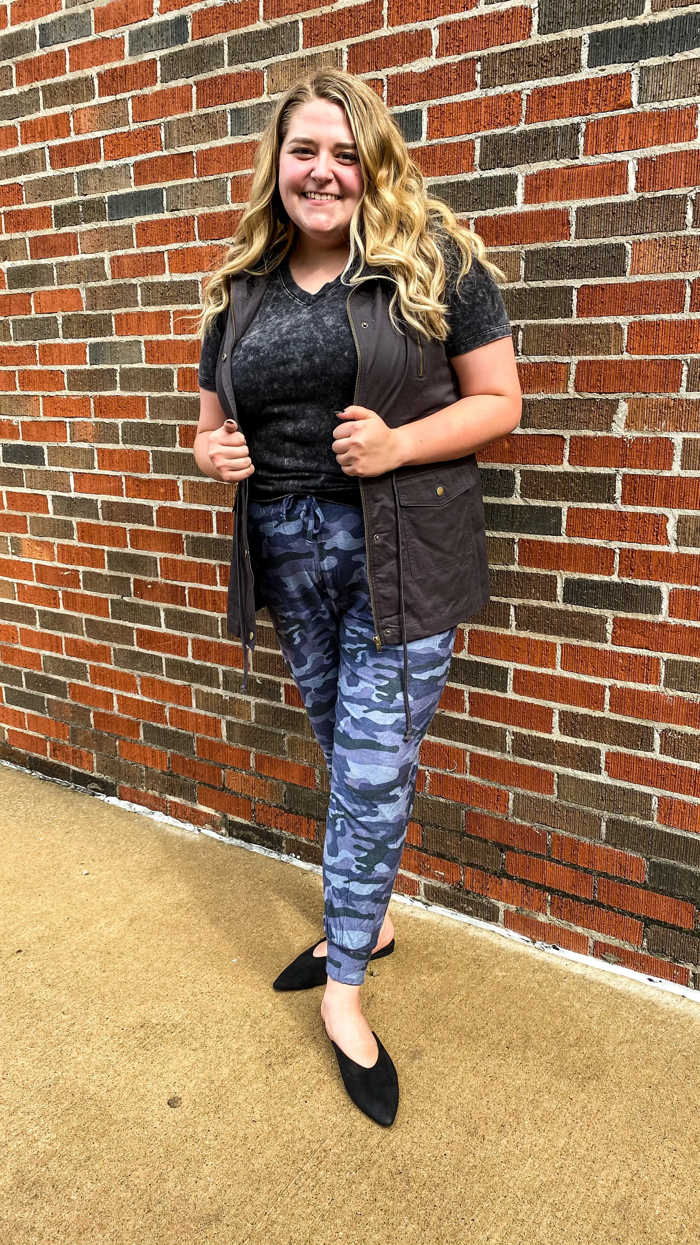 Ready for Adventure Vest: Black