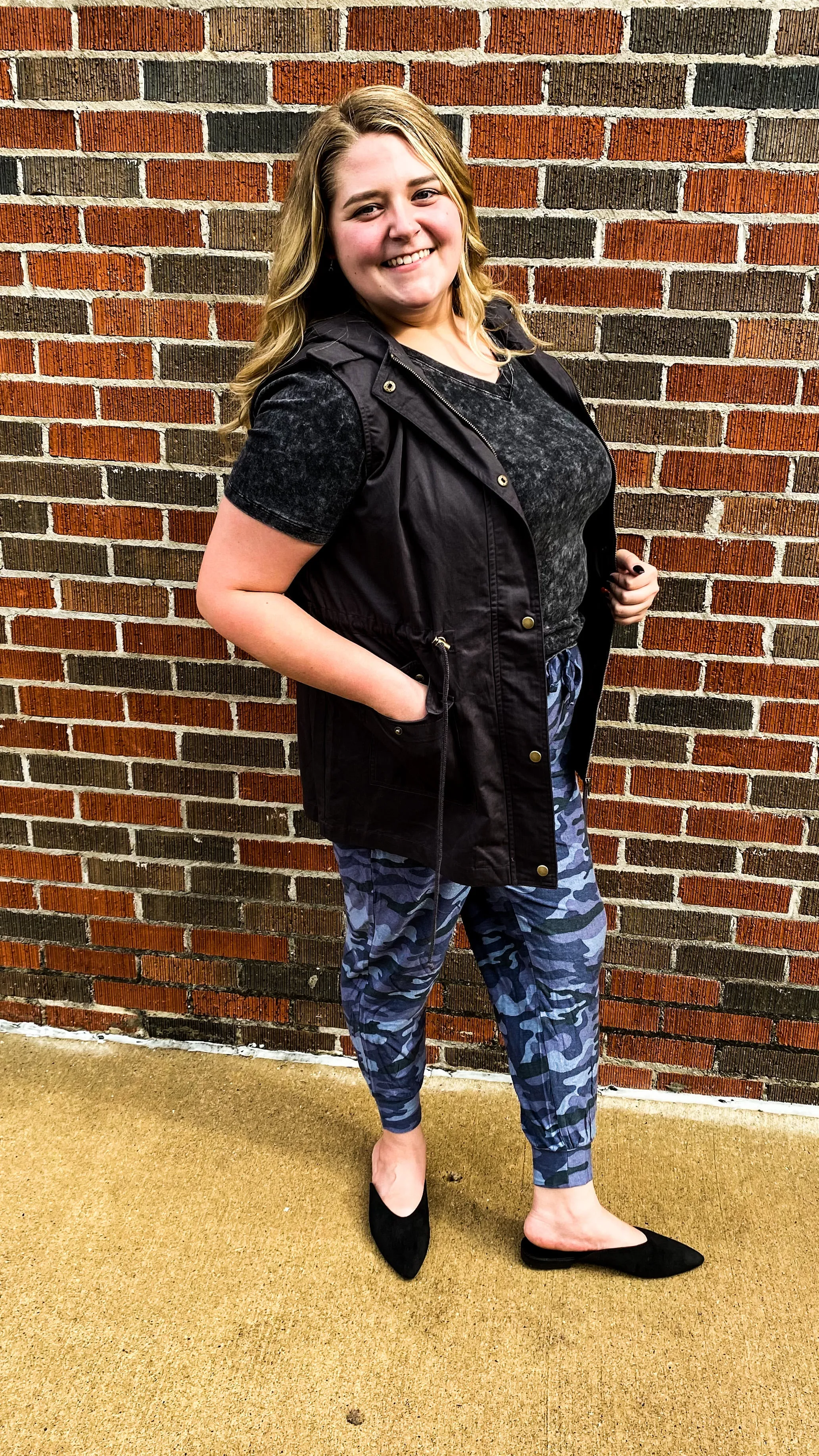 Ready for Adventure Vest: Black