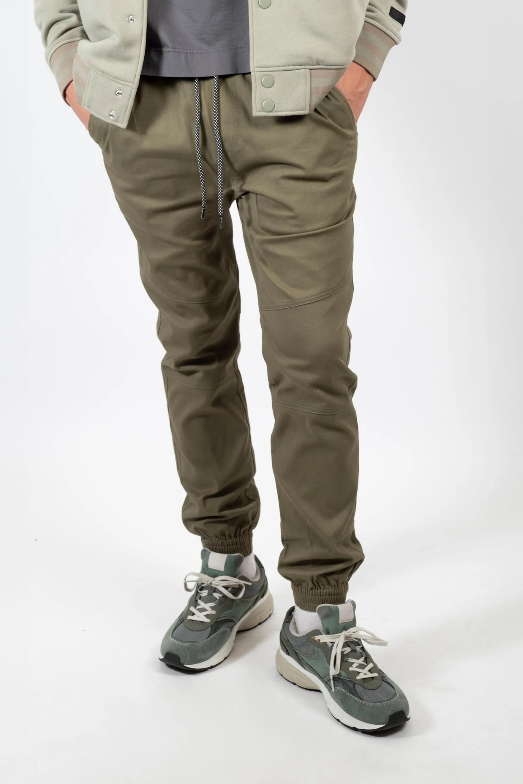 Side Pocket Zip Twill Jogger 2.0