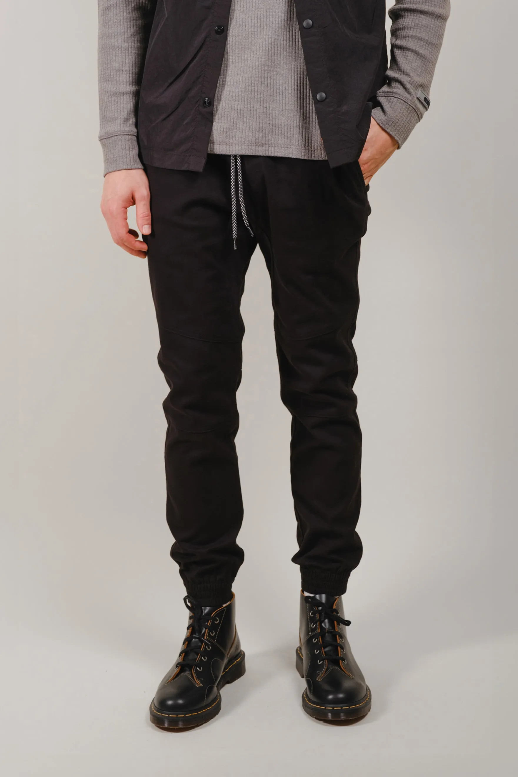 Side Pocket Zip Twill Jogger 2.0