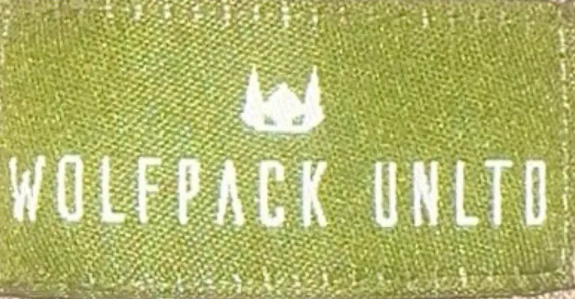 WOLFPACK UNLTD L/S GRAPHIC TEE | BLUE PALE MOON |CYPRESS OLIVE GREEN
