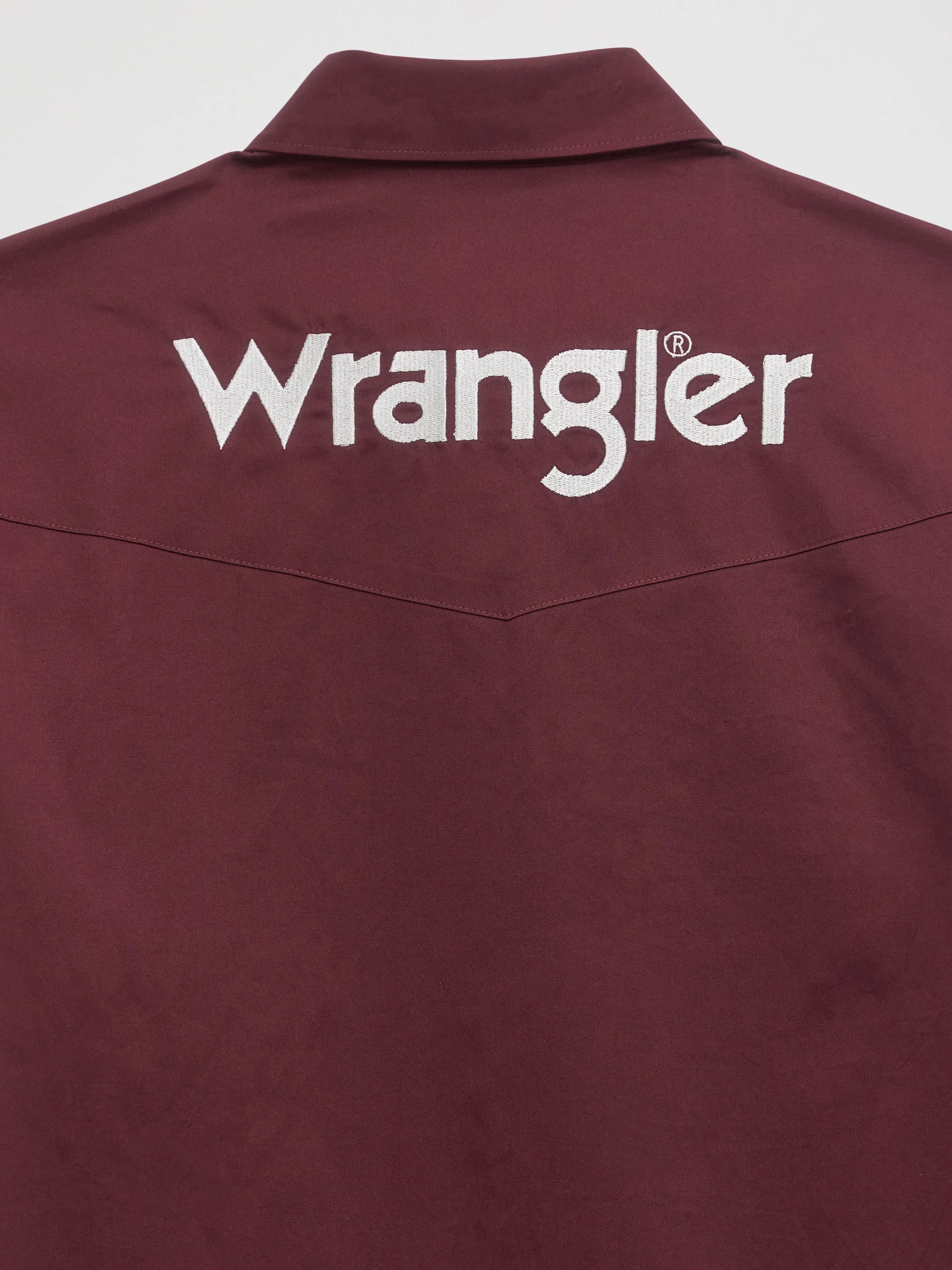 Wrangler Men's Classic Fit Silver Logo Button Down Wine Shirt